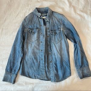 Madewell Denim Button Down shirt